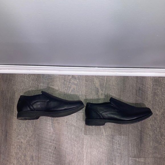 work shoes for servers